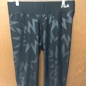 FILA sport Capri pants size medium